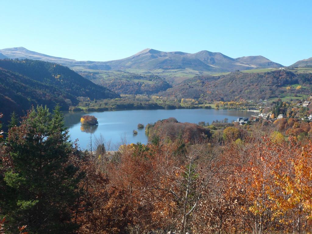 Villa Les Chenets Chambon-sur-Lac Esterno foto