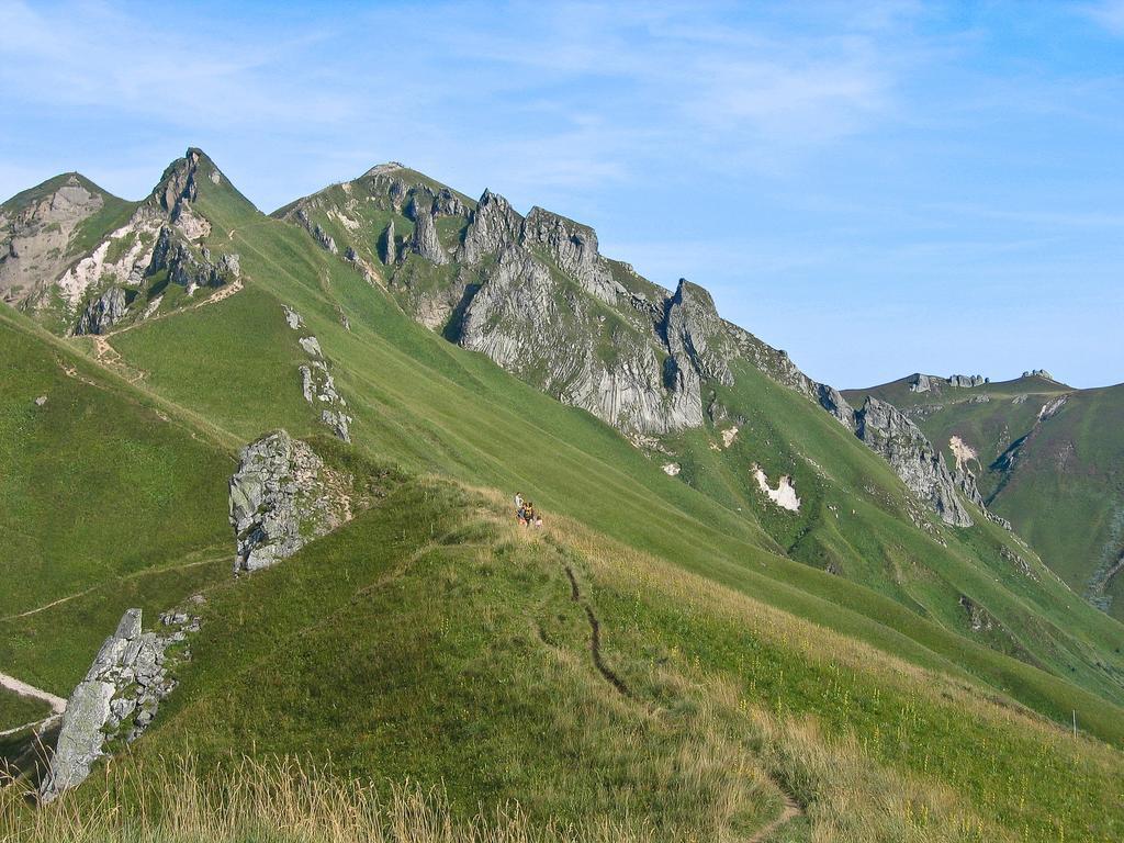 Villa Les Chenets Chambon-sur-Lac Esterno foto